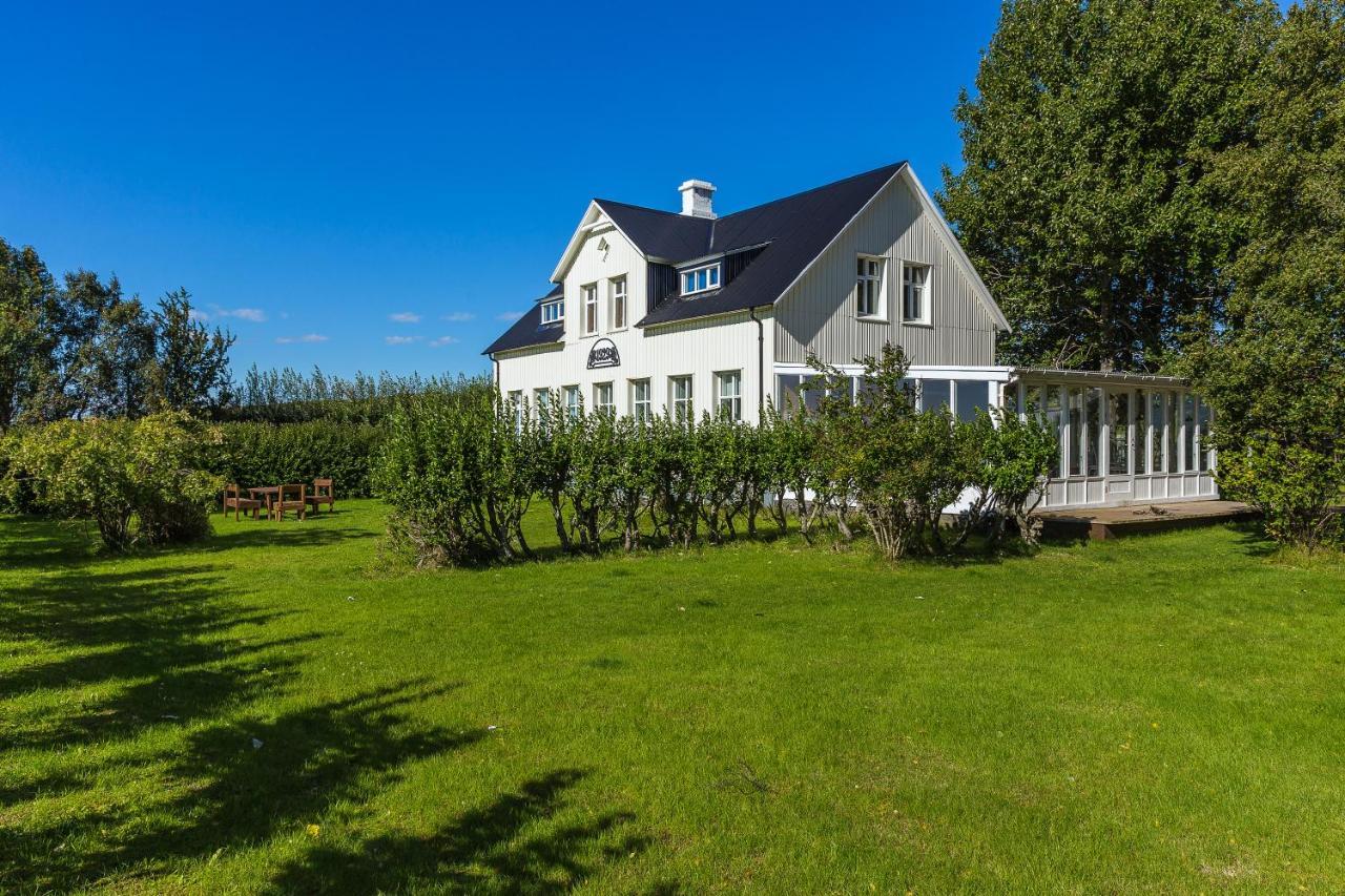 Guesthouse Husid Hlitharendi Экстерьер фото