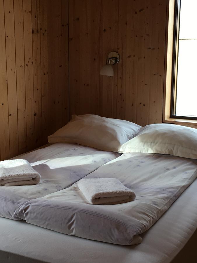 Guesthouse Husid Hlitharendi Экстерьер фото